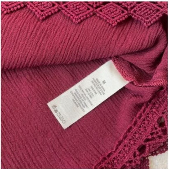 Burgundy Lace-Trimmed Blouse - Picture 6 of 7